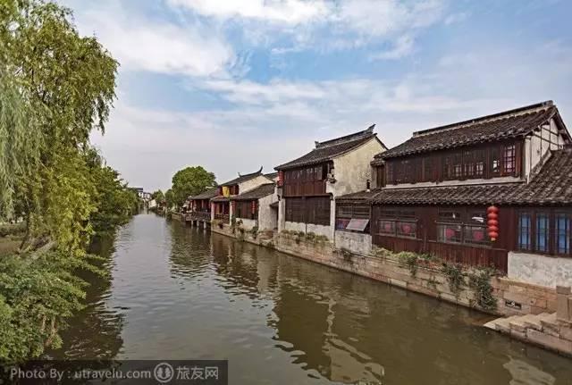 中国人让全球损失1300亿美元？美媒强行甩锅，民众争相驳斥
